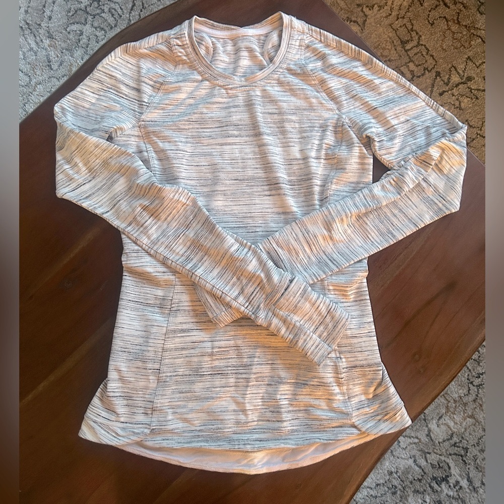 Lululemon Runderful Long Sleeve in Space Dye Camo White Silver Spoon • Size 4 - Picture 5 of 10